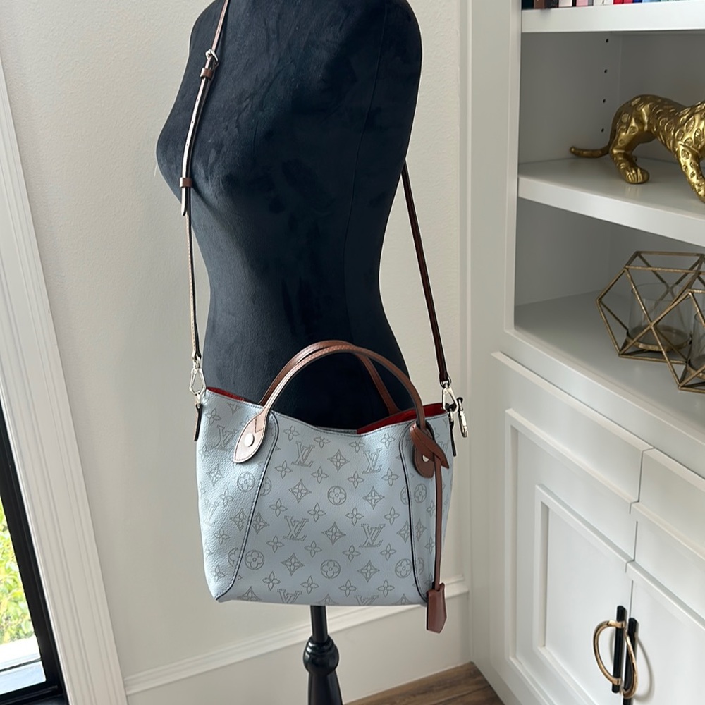 Louis Vuitton Mahina Hina blue Horizon pumpkin